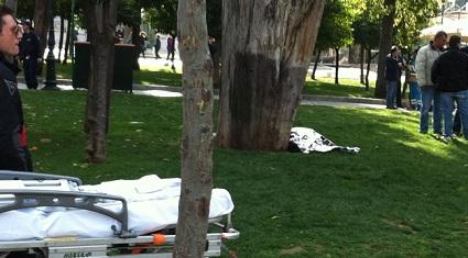 Σοκ με αυτοκτονία ηλικιωμένου στο Σύνταγμα!