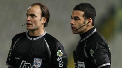 Κροτίδα σε αυτοκίνητο βοηθού διαιτητή!