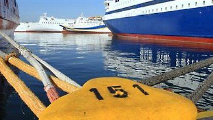 Κρίσιμη συνάντηση Διαμαντοπούλου - ναυτεργατών