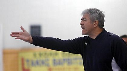 Ξεκίνημα με ήττα