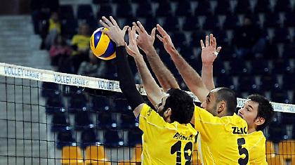 Φεύγει και ο Ζέλιτς