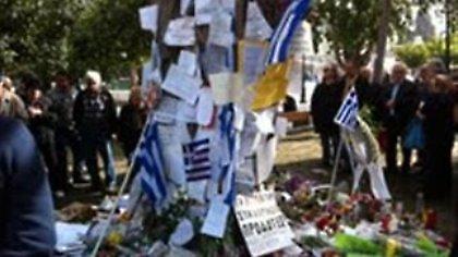 Φαρμακοποιοί: Να σιωπήσουν Κουκουλόπουλος - Μπεγλίτης