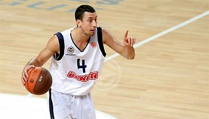 Ξανακύλησε η «Φενέρ»