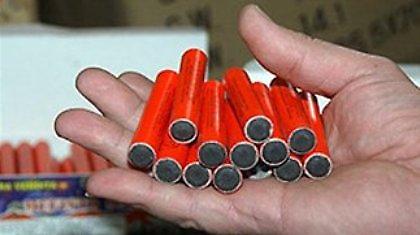 Συλλήψεις για κατασκευή αυτοσχέδιων βεγγαλικών στο Ηράκλειο