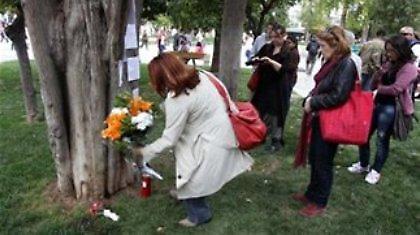 Σε άσχημη κατάσταση ο ειδικός φρουρός που δέχθηκε επίθεση στο Σύνταγμα