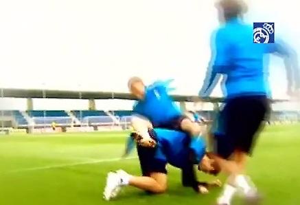 Κακά να πάθεις, Πέπε (video)