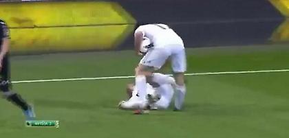Κλώτσησε συμπαίκτη ο Πέπε (video)