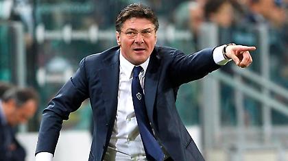 Πολλά περίεργα σφυρίγματα