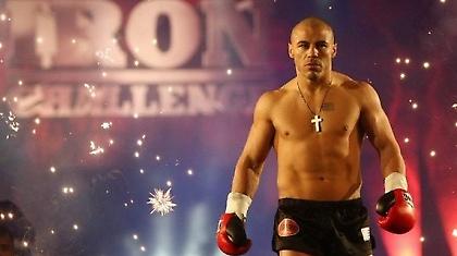 Μάχη... για ένα εισιτήριο