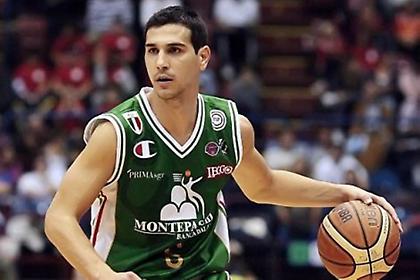 Νίκη-θρίλερ της Καντού επί της Σιένα