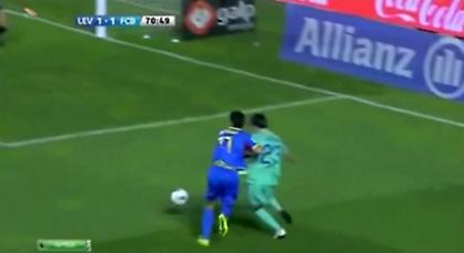 Φωνάζει για το πέναλτι της «Μπάρτσα» η Λεβάντε (video)