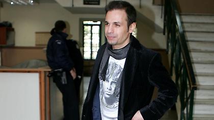 Το παλεύει ο Ντέμης