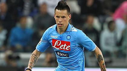 Χάμσικ: «Έχω συμβόλαιο με τη Νάπολι»