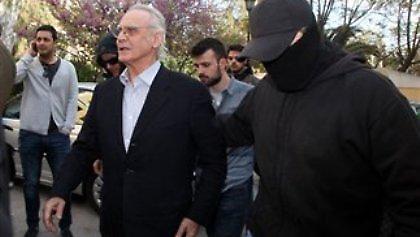 Στις φυλακές Κορυδαλλού έφτασε ο Άκης Τσοχατζόπουλος