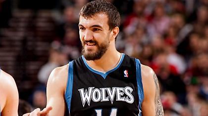 Νυστέρι για Πέκοβιτς