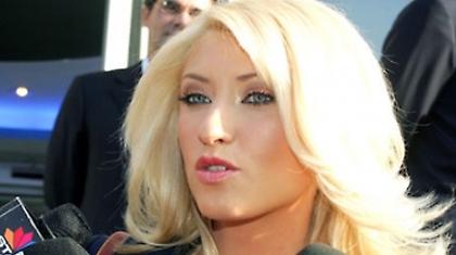 Η Σία Κοσιώνη στο Debate από τον Σκάι