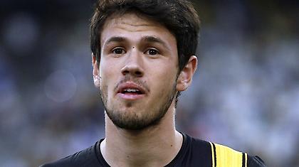 Μέσα ο Μπουγαΐδης, έξω οι… υπόλοιποι