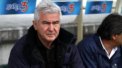 Εκτός οι αδιάφοροι