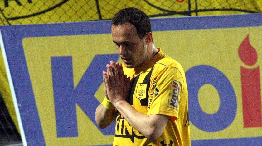 Καπετάνος: «Καταρρεύσαμε…»