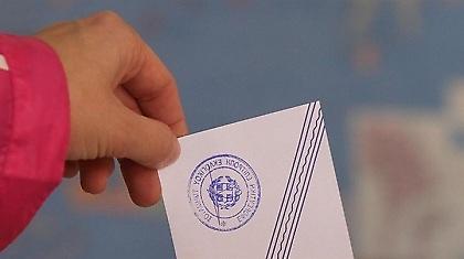 «Μνημονιακοί» vs «αντιμνημονιακών» στη μικρή οθόνη