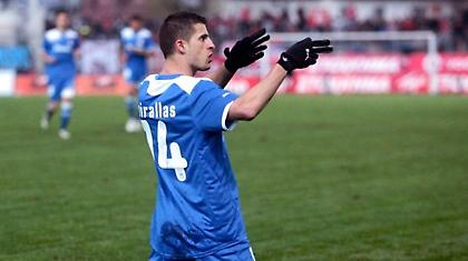 Στον δρόμο για το τρεμπλ ο Μιραλάς