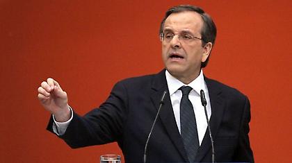 «Όχι περικοπή στον 13ο και στον 14ο μισθό»