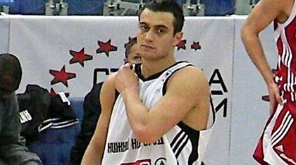 Κοντά σε Πάουνιτς η Βίρτους