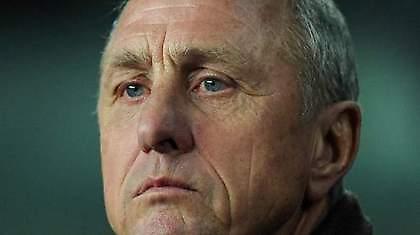 Κρόιφ: «Θα περάσει η Μπαρτσελόνα»