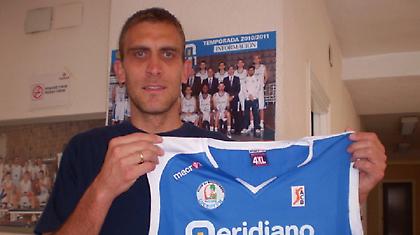 Σταματάει το μπάσκετ ο ντε Μιγκέλ!