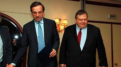Βενιζέλος – Σαμαράς θα πέσουν απ’ την καρέκλα πριν την ζεστάνουν;