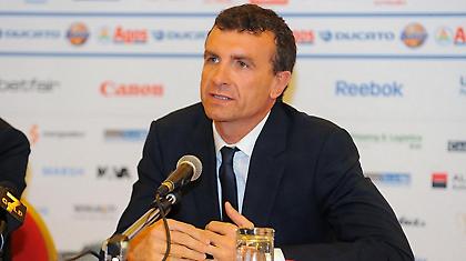 Για πάντα στο Μιλάνο ο Σκαριόλο!