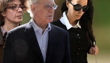 «Έκαψε» η θεία της Βίκυς τον Άκη!