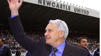 Άγαλμα προς τιμήν του Μπόμπι Ρόμπσον!