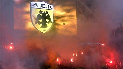 Με κόσμο στα πλέι-οφ