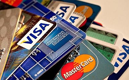 «Πετάχτηκαν» 3 εκατ. πιστωτικές κάρτες σε 4 χρόνια