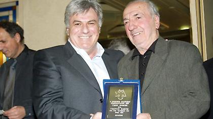 Πένθος για Κάχρη στην ΑΕΚ