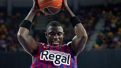 Παίκτης του μήνα ο Εντόνγκ