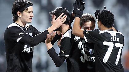 Κερδίζει, ελπίζει για Champions League