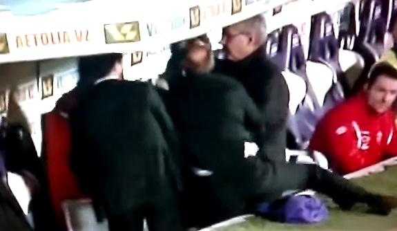 Επιτέθηκε σε παίκτη του ο Ντέλιο Ρόσι (video)