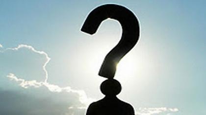 Είμαστε βολεμένοι συνένοχοι ή ηλίθιοι;