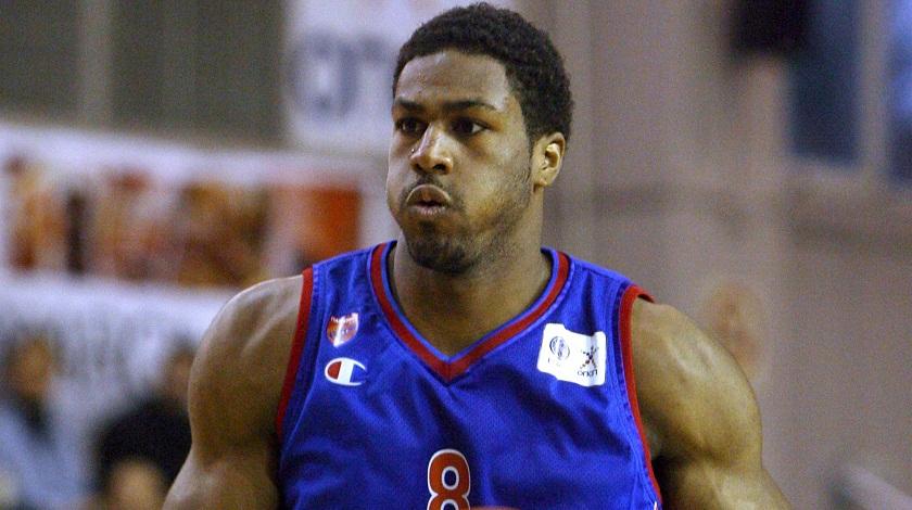 Μπαίνει χειρουργείο ο Στίβεσον