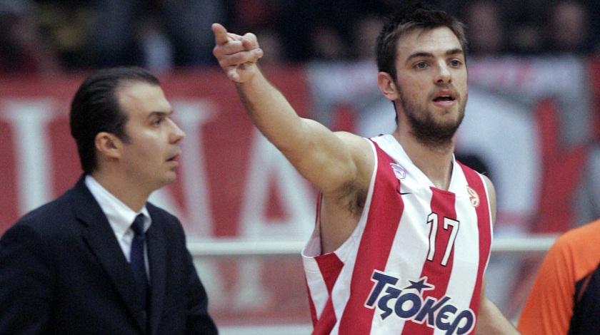 Μάντζαρης: «Θα φέρουμε το πρωτάθλημα στον Πειραιά»