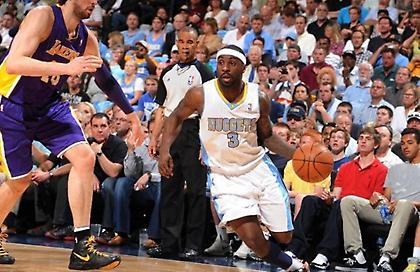 Η επανάσταση των αουτσάιντερ