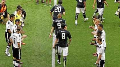 Θέλει να τους… εκατοστίσει η Ρεάλ