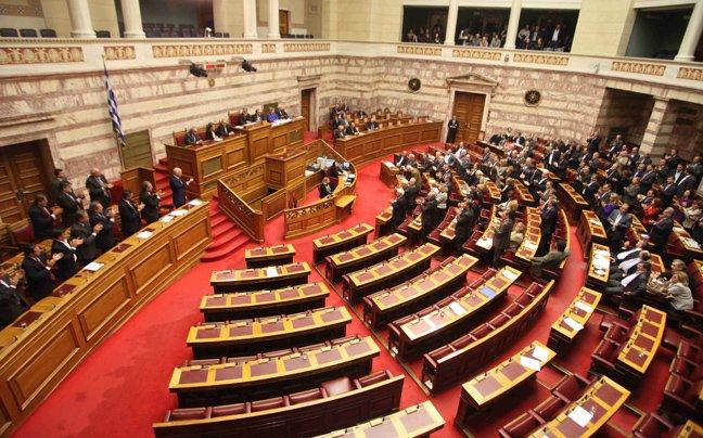 Τα τέσσερα σενάρια για τη νέα Βουλή