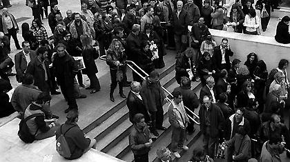 Μπουρλότο στην οικονομία βάζουν οι εκλογές