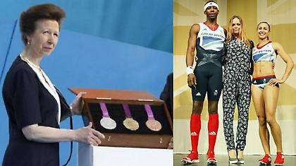 Με στυλ… Μακάρτνει οι Βρετανοί!