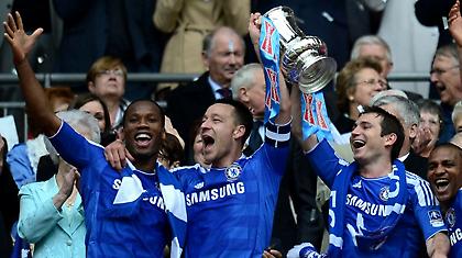 Λάμπαρντ και Τέρι «απελπισμένοι» για Ντρογκμπά