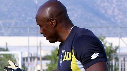 Χωρίζουν οι δρόμοι Αστέρα-Ούγκεν