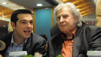 Στο πλευρό του Τσίπρα για κυβέρνηση ο Μίκης